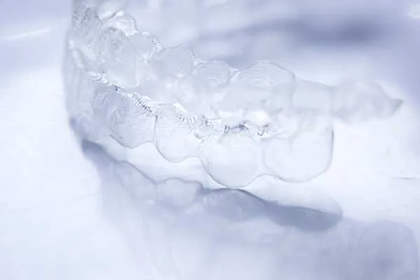 透明マウスピース